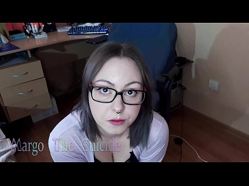❤️ Секси девојка со наочари длабоко го цица дилдото на камерата ️ Тешко порно на mk.xxxdl.ru ﹏