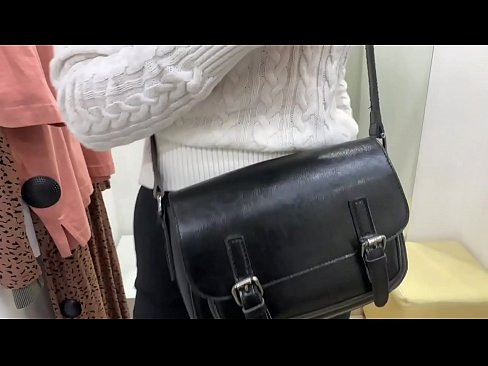 ❤️ Јавна мастурбација на младата кучка FeralBerry со дилдо во фитинг просторијата ️ Тешко порно на mk.xxxdl.ru ﹏